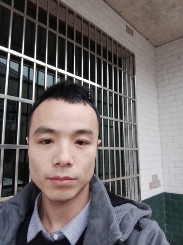 笑得那么开心的第三张照片--长沙交友中心