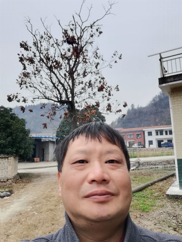 苏众青春冲浪的第一张照片--长沙交友中心